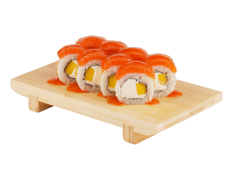 Ролл Филадельфия с лососем и манго